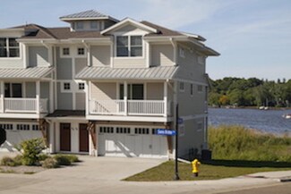 10 Swing Bridge Ln Unit 1, Douglas, MI 49406