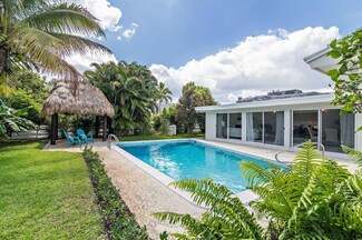 1825 Mediterranean Rd W, West Palm Beach, FL 33406