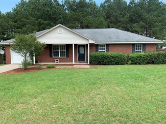 3395 Valencia Dr, Dalzell, SC 29040