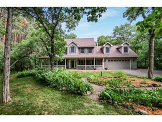 16 Baillon Ln, Lakeland, MN 55043
