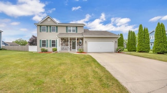121 N White Oak Way, Saukville, WI 53080