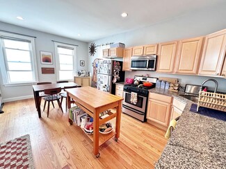 194 Marion St Unit 3, Boston, MA 02128