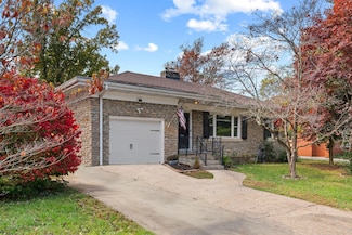 574 Sheridan Dr, Lexington, KY 40503