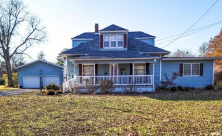 619 N Olive Rd, Flora, IL 62839