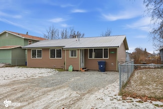 136 E Beaver Ave, Palmer, AK 99645