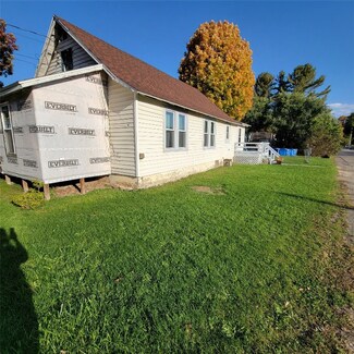 445 Pennsylvania Ave, Apalachin, NY 13732