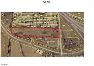 4525 S 107th Rd, Bolivar, MO 65613