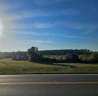 1305 S Valdosta Rd, Lakeland, GA 31635