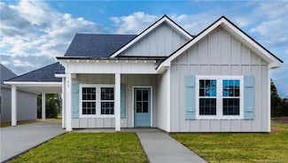 143 Lucille St, Lake Charles, LA 70601