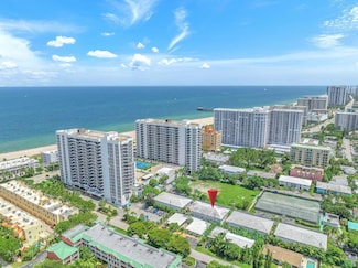 3213 Colony Club Rd, Pompano Beach, FL 33062