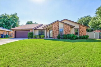 7705 NW 101st St, Oklahoma City, OK 73162