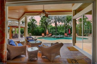 2363 Crayton Rd, Naples, FL 34103
