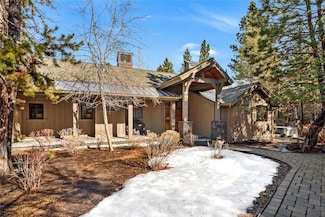 17719 Caldera Springs Dr, Bend, OR 97707