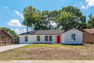 1107 Sunset Dr, Pasadena, TX 77506