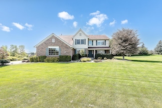 8960 Albany Ct, Saline, MI 48176