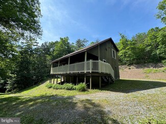 11081 Knob Ln, Shirleysburg, PA 17260