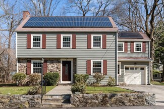 243 Islington Rd, Auburndale, MA 02466