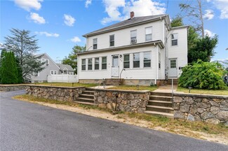 53 Andrews Ave, West Warwick, RI 02893