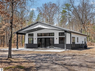 2197 Michigan 37, Baldwin, MI 49304
