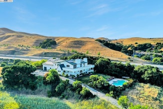 10705 Dublin Canyon Rd, Pleasanton, CA 94588