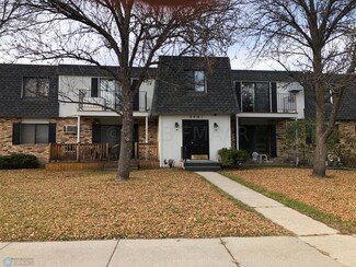 2401 Demores Dr S Unit 13, Fargo, ND 58103
