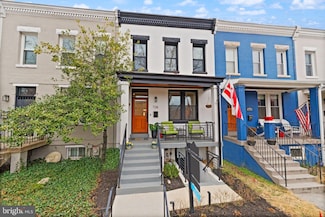 738 13th St SE, Washington, DC 20003