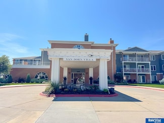 3001 S 51st Street Ct Unit 455, Lincoln, NE 68506