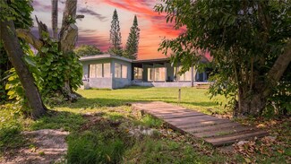 5034 28th Ave N, Saint Petersburg, FL 33710