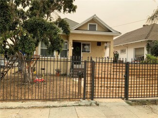 688 E 36th St, Los Angeles, CA 90011
