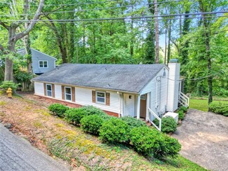 206 Fairmont Dr, Greenville, SC 29605