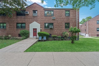 80-65 Shore Pkwy Unit 254, Howard Beach, NY 11414