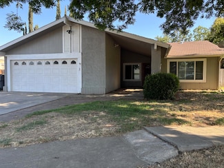 271 W Paul Ave, Fresno, CA 93704
