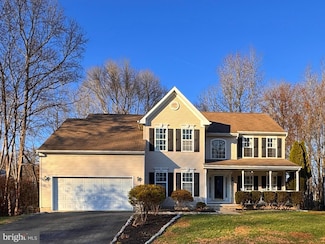 7 Stirling Dr, Newark, DE 19702