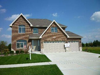 12751 Mayfair Dr, Lemont, IL 60439