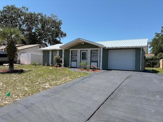 4833 Dogwood St, New Port Richey, FL 34653
