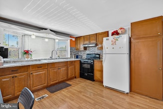 210 Trailway Rd, Middle River, MD 21220