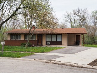 15307 Cypress Rd, Markham, IL 60428