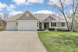 3400 Cedar River Ct NE, Cedar Rapids, IA 52411