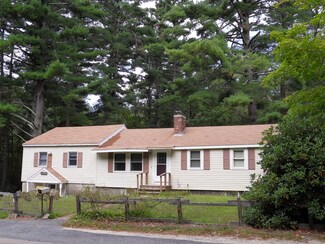 97 Whitins Rd, Sutton, MA 01590