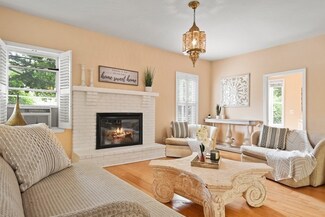 21 Summerhill St, Stoneham, MA 02180