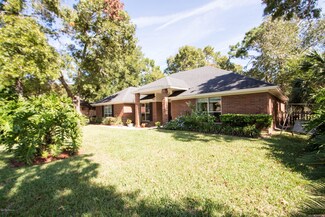 2065 Raley Creek Dr E, Jacksonville, FL 32225