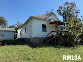 538 S 17th St, Murphysboro, IL 62966