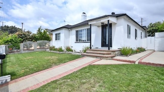 11445 Saticoy St, North Hollywood, CA 91605