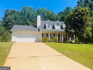 72 Canterbury Dr, Grantville, GA 30220