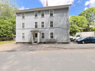 96 Hazel St, Fitchburg, MA 01420
