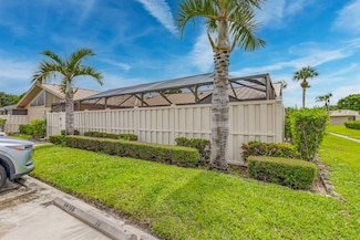 5258 Eagle Lake Dr, Palm Beach Gardens, FL 33418