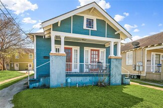 3321 Leonidas St, New Orleans, LA 70118