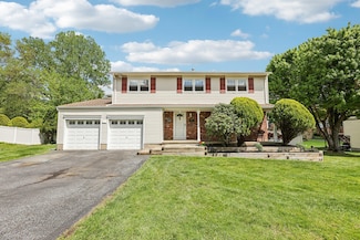 11 Howard Ave, Tappan, NY 10983