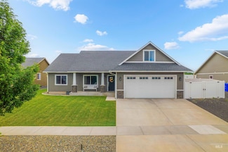 1724 Pioneer Dr, Lewiston, ID 83501
