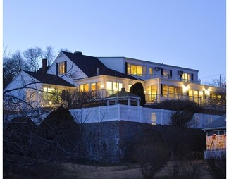 132 Western Ave, Gloucester, MA 01930
